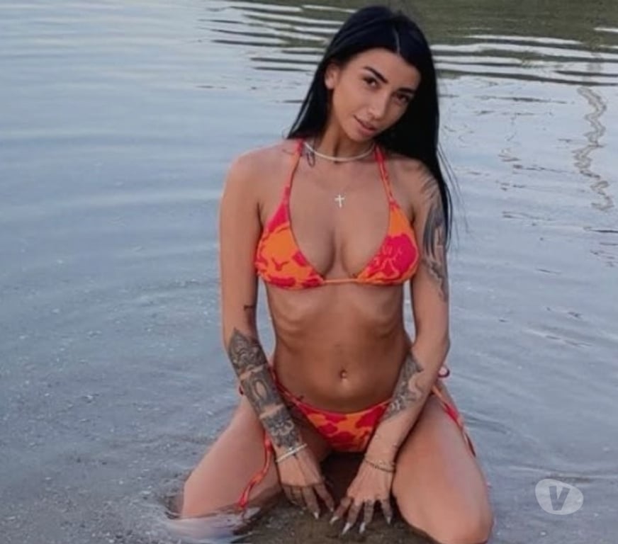 Escort Limerick (County) Limerick - Photos for Slime and sexy brunette and beautiful woman for you