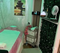 Photos for New Ross Full body hot oil massage