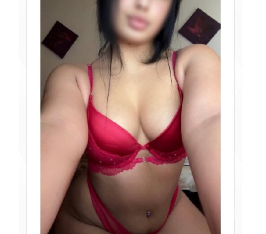 Escort Kerry (County) Tralee - Photos for Julia- Massage Therapy in Tralee