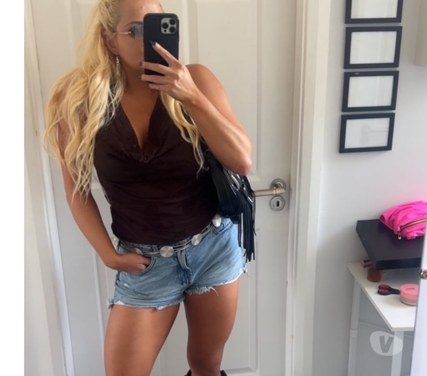 Escort Dublin (County) Dublin-6 - Photos for Hot Latina massage girl