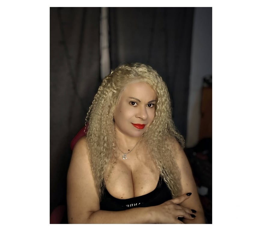 Escort Louth (County) Drogheda-Louth - Photos for Mary International — Professional Massage Therapist