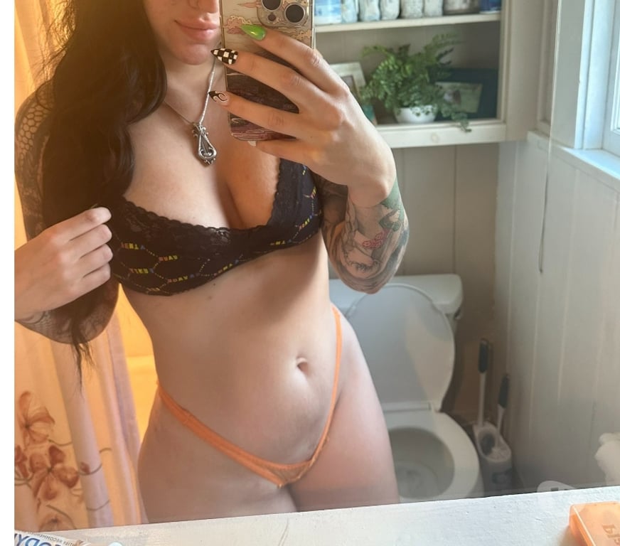 Escort Kerry (County) Tralee - Photos for Sexy real Xqxbkv party Mas*ge anytime service