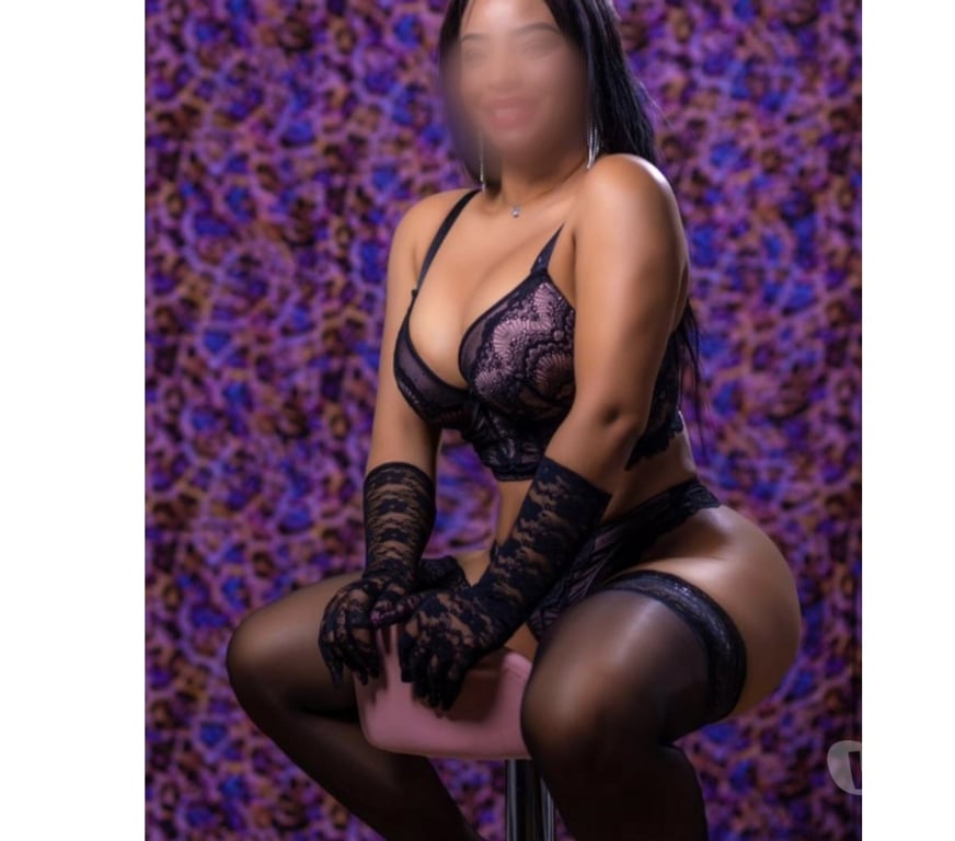 Escort Dublin (County) Lucan - Photos for Ebony Sophia in Lucan now