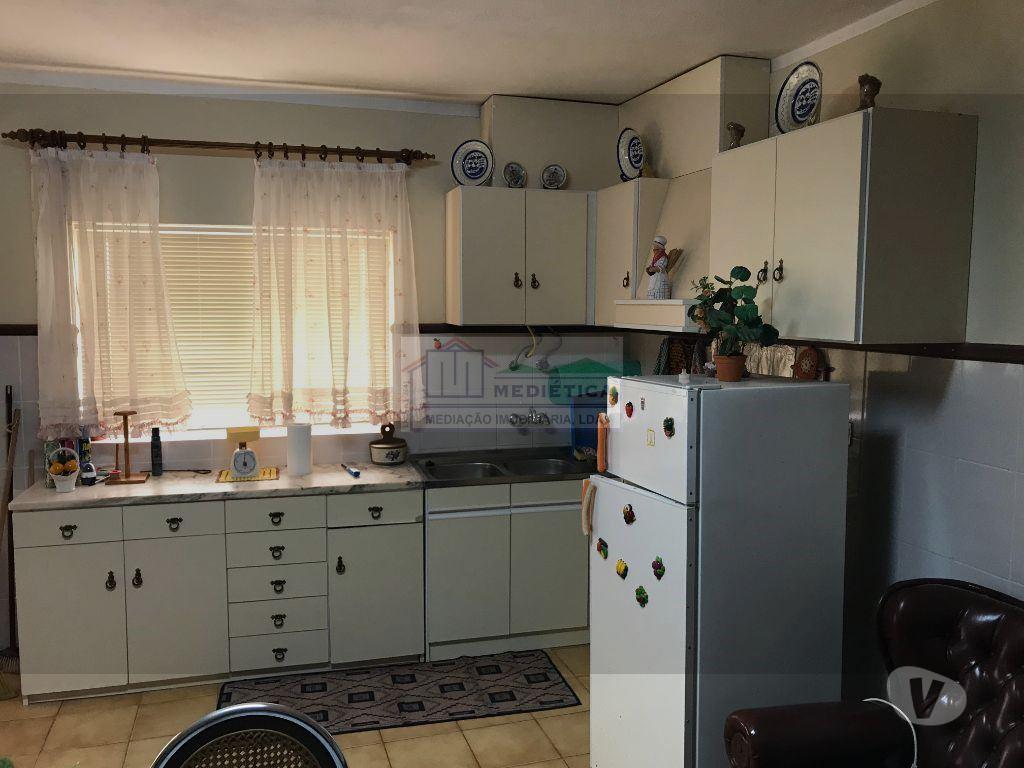 Apartamentos a venda Alfândega da Fé - Fotos para Moradia T2, completamente MOBILADA e REMODELADA próxima dos