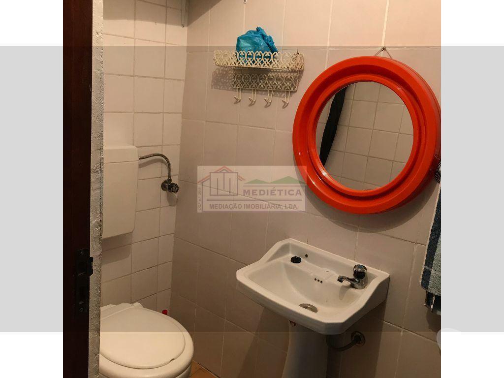 Apartamentos a venda Alfândega da Fé - Fotos para Moradia T2, completamente MOBILADA e REMODELADA próxima dos