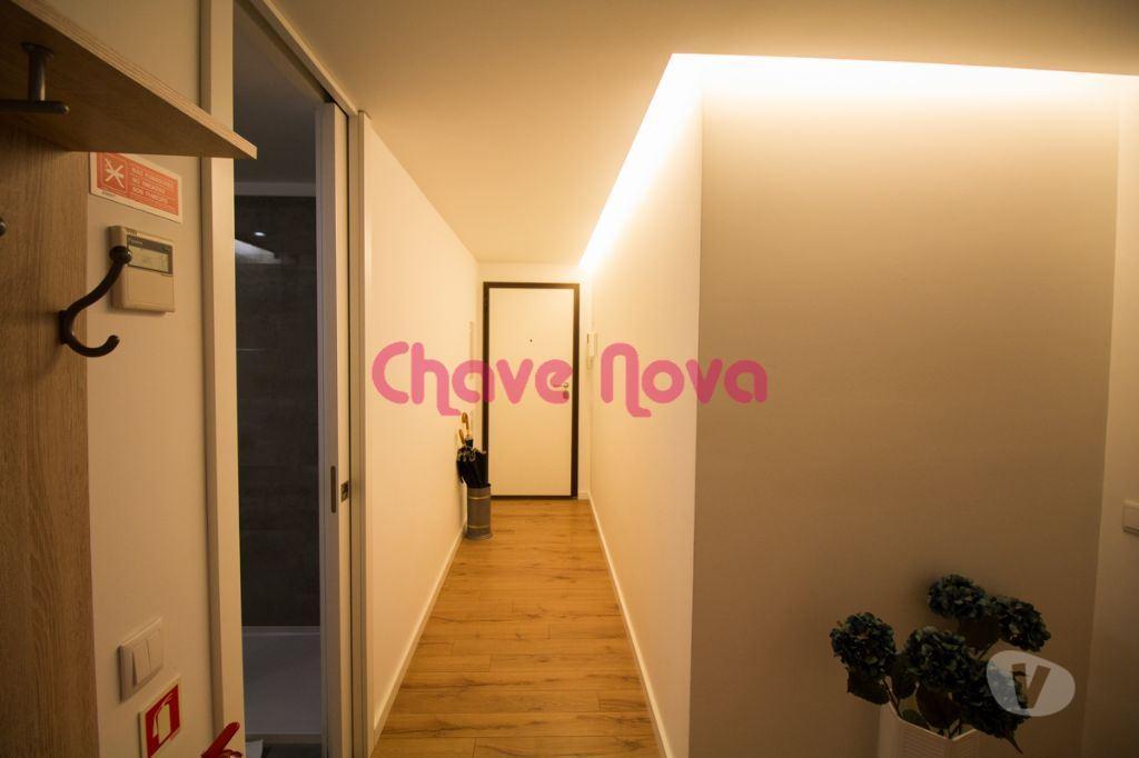 Apartamentos a venda Porto - Fotos para Porto-T1 NOVO na Baixa ao metro do Bolhão (PRT 00206)