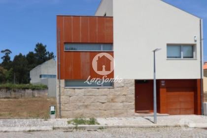 Terrenos e quintas a venda - Fotos para Espinho-Lote em Espinho em Urbanização de Moradias (259-T-00044)