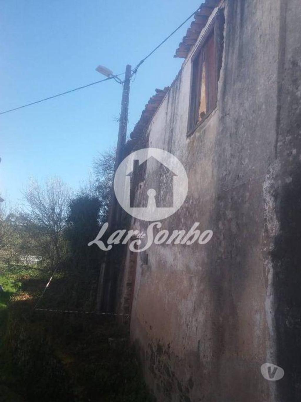 Apartamentos a venda Miranda do Corvo - Fotos para Casa para recuperar a 5 min da vila de Miranda do Corvo
