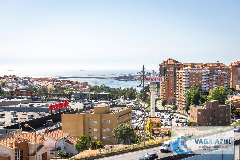 Aluguer Loja Vila Nova de Gaia - Fotos para Escritórios no Edifício Sika em Vila Nova de Gaia