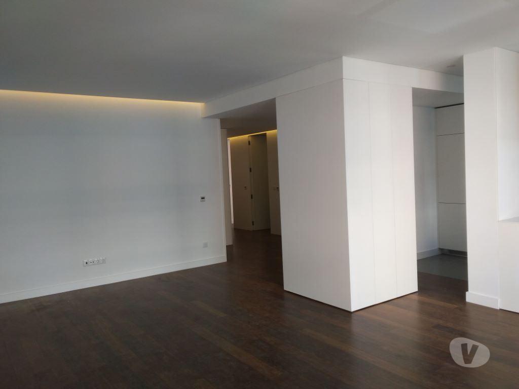 Apartamentos a venda Porto - Fotos para Apartamento T4 Reconstruído à Rotunda da Boavista - Porto