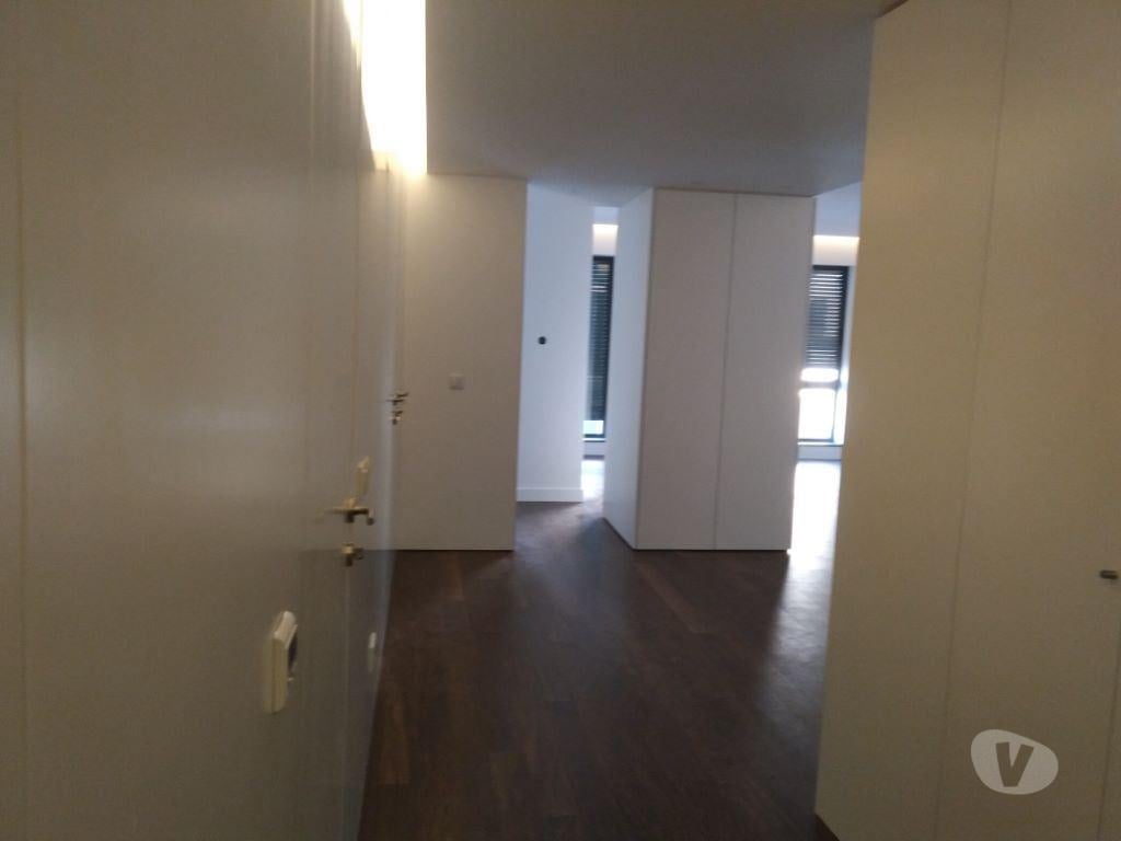 Apartamentos a venda Porto - Fotos para Apartamento T4 Reconstruído à Rotunda da Boavista - Porto