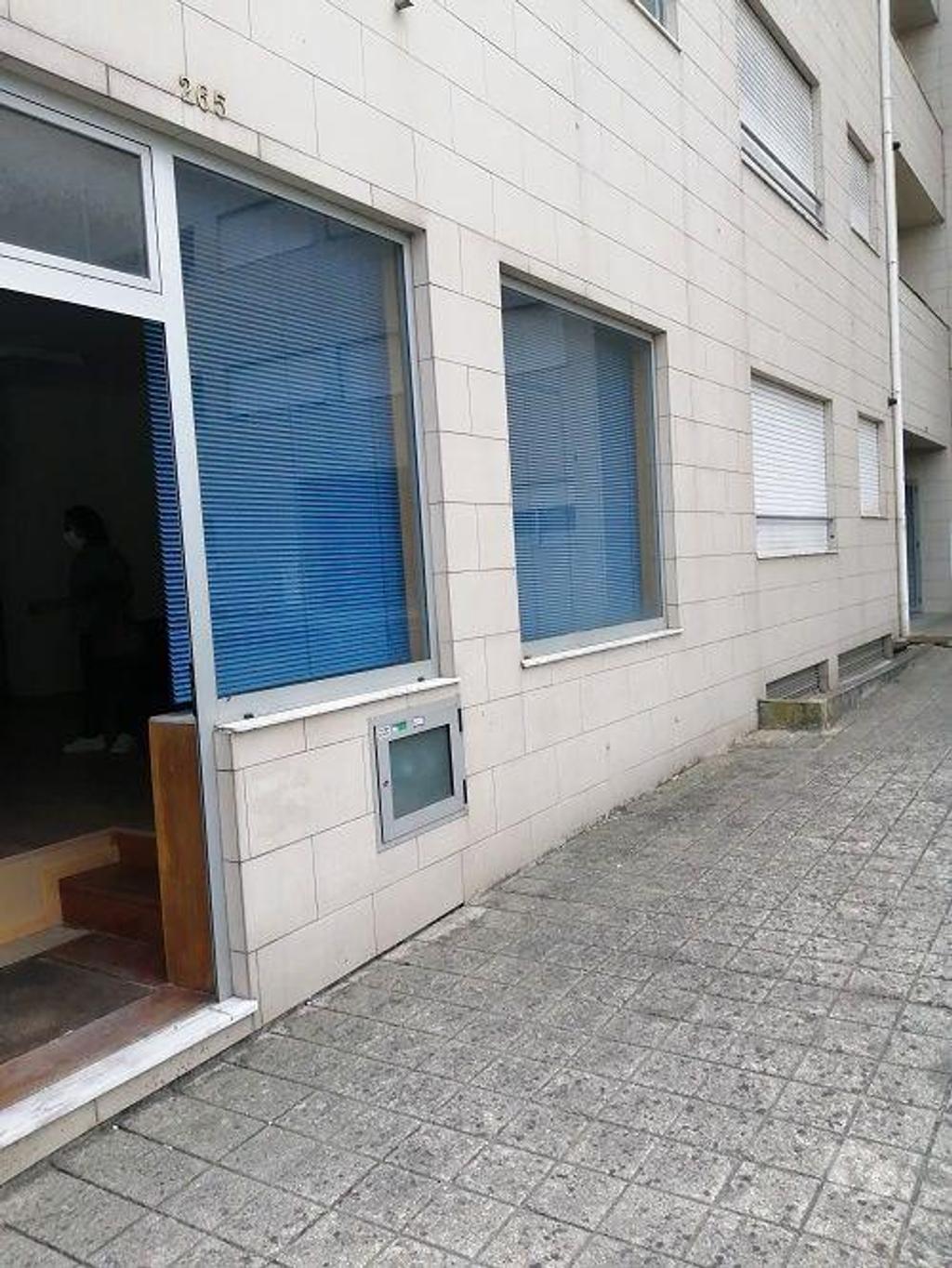 Aluguer Loja Matosinhos - Fotos para Escritório ao Padrão da Légua -investimento