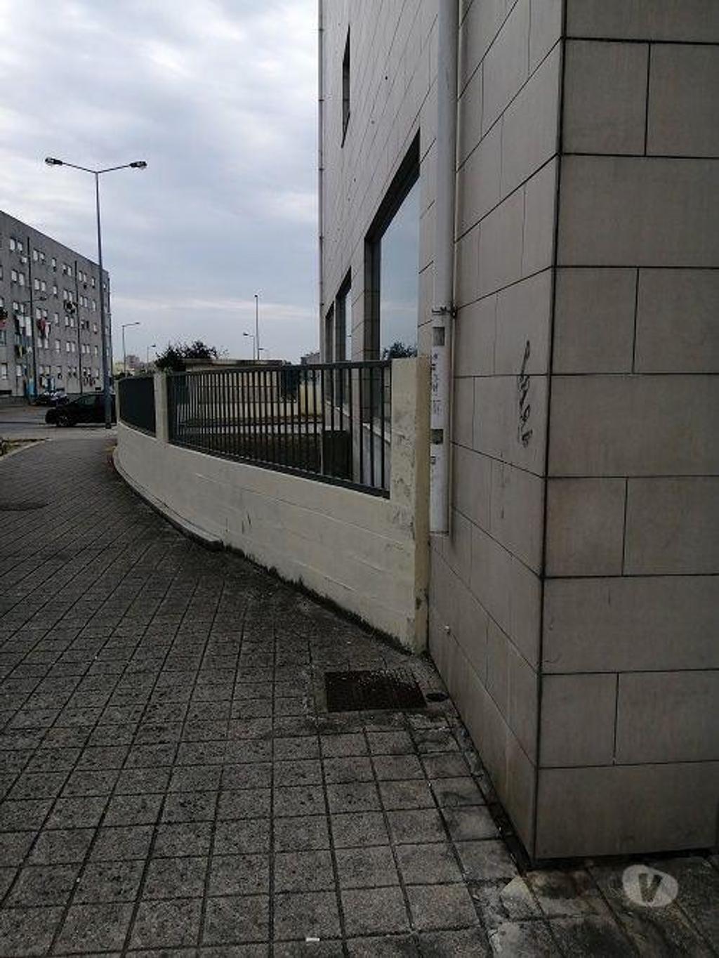 Aluguer Loja Matosinhos - Fotos para Escritório ao Padrão da Légua -investimento