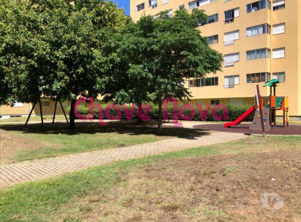 Comprar Loja Matosinhos - Fotos para Excelente Loja Senhora da Hora