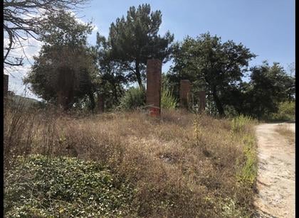 Terrenos - Fotos para Batalha-Terreno com ruinas (T-14518093)