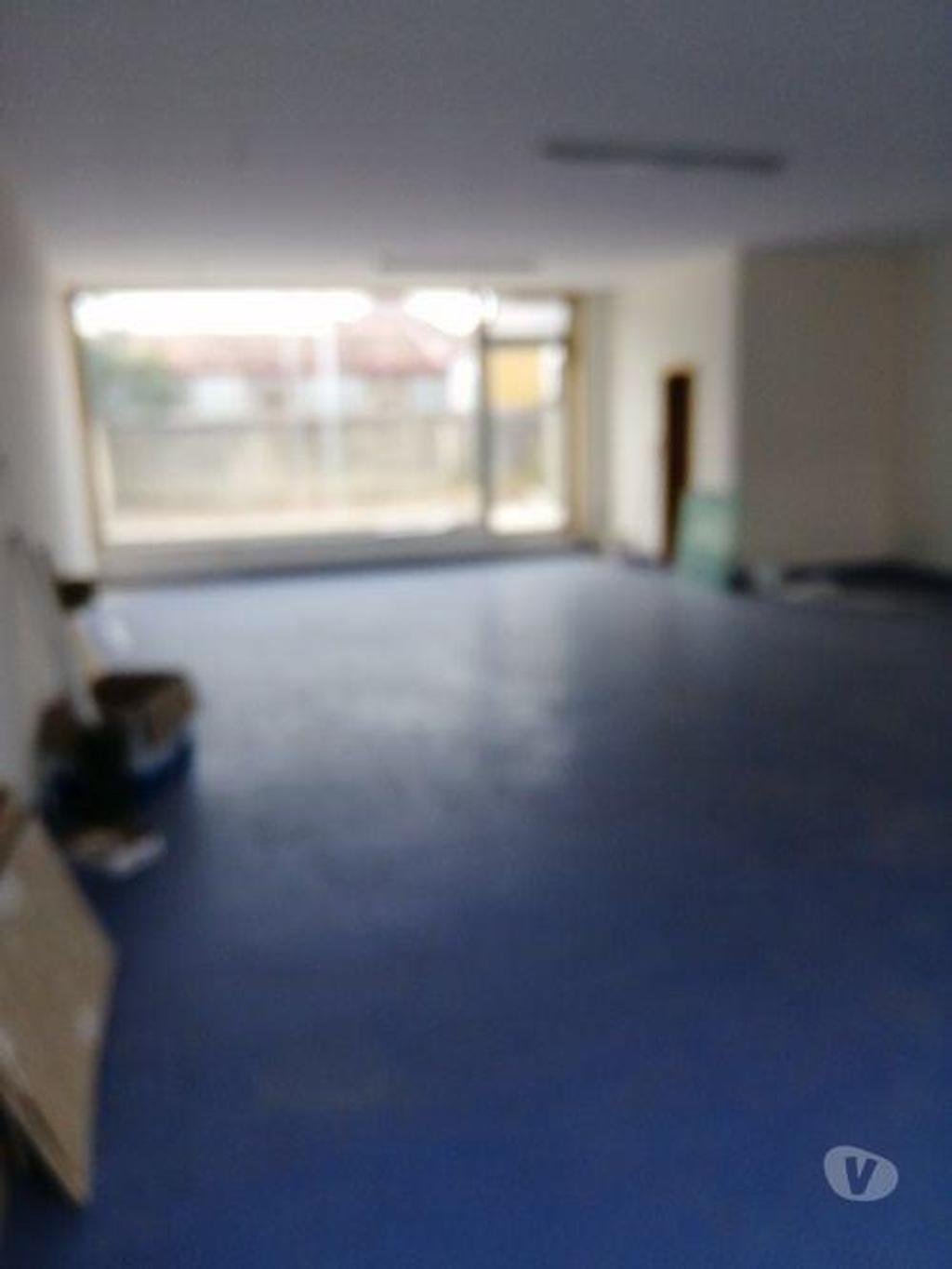 Comprar Loja Matosinhos - Fotos para Loja armazém ao Padrão da Légua-investimento