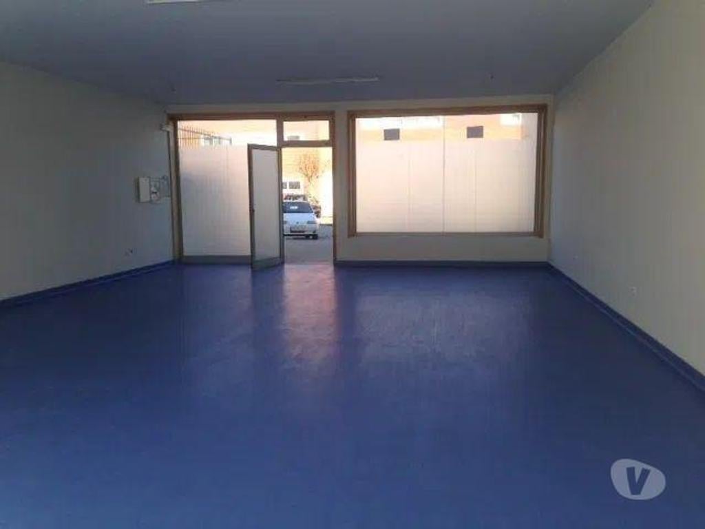 Comprar Loja Matosinhos - Fotos para Loja armazém ao Padrão da Légua-investimento