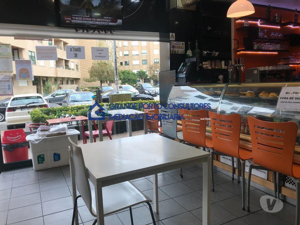 Comprar Loja Porto - Fotos para Café Snack-Bar frente ao Hospital S. João