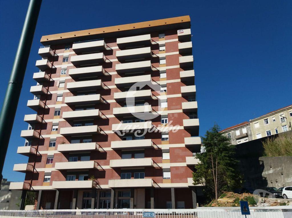 Apartamentos a venda Coimbra - Fotos para Coimbra-Apartamento T5 Duplex (244-A-00174)