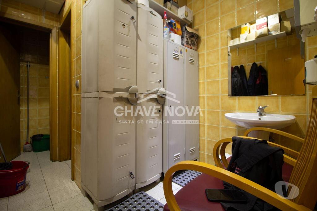 Comprar Loja Vila Nova de Gaia - Fotos para Excelente Negócio, Restaurante Italiano em Pleno...