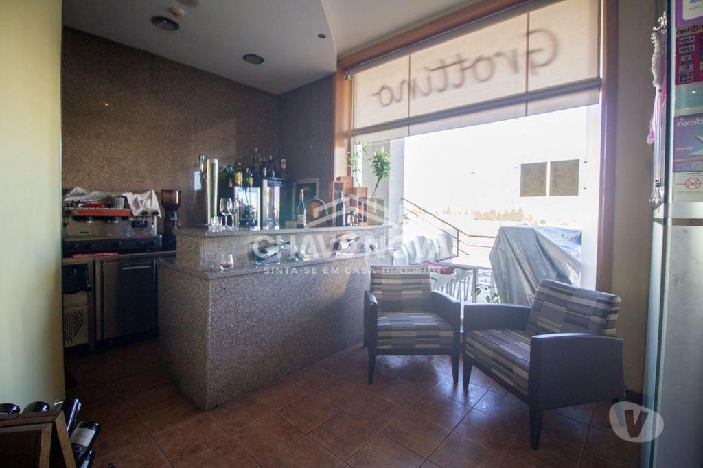 Comprar Loja Vila Nova de Gaia - Fotos para Excelente Negócio, Restaurante Italiano em Pleno...