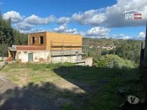 Ourem-Terreno c possibilidade de construção (1-M-1716098)