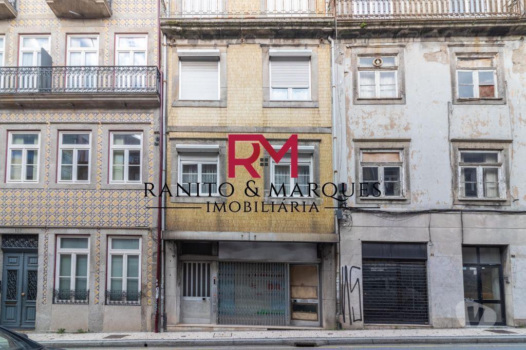 Comprar Loja Porto - Fotos para PRÉDIO DE 4 PISOS PARA REABILITAR - BAIXA PORTO