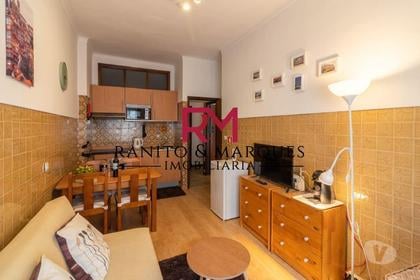 Comprar Loja - Fotos para PRÉDIO DE 4 PISOS PARA REABILITAR - BAIXA PORTO