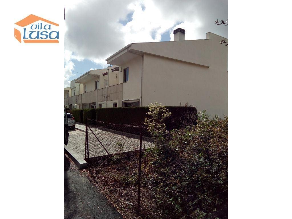 Terrenos Vila Nova de Gaia - Fotos para Vila-nova-de-gaia-Excelente terreno para 3 moradias. (801193056)