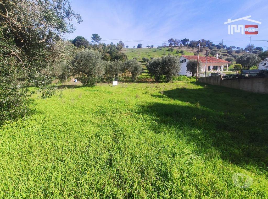 Terrenos Ourém - Fotos para Terreno com possibilidade de construção a 2 Km da Cidade de