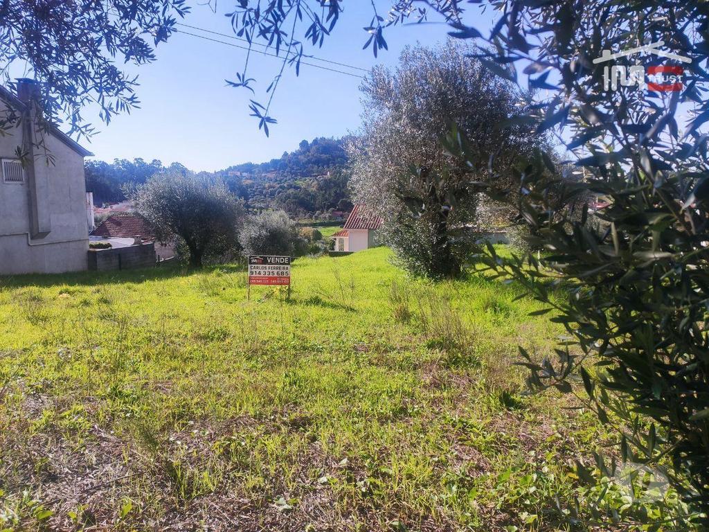 Terrenos Ourém - Fotos para Terreno com possibilidade de construção a 2 Km da Cidade de