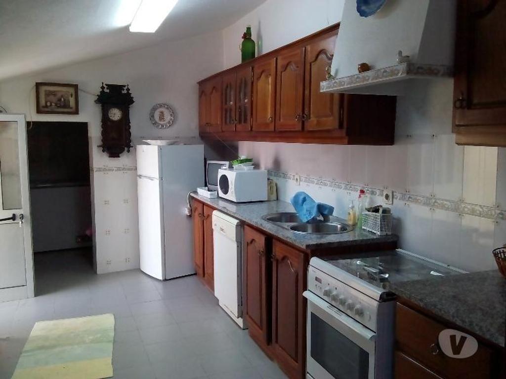 Apartamentos a venda Mora - Fotos para *** Conjunto de 3 moradias térreas com logradouro comum,