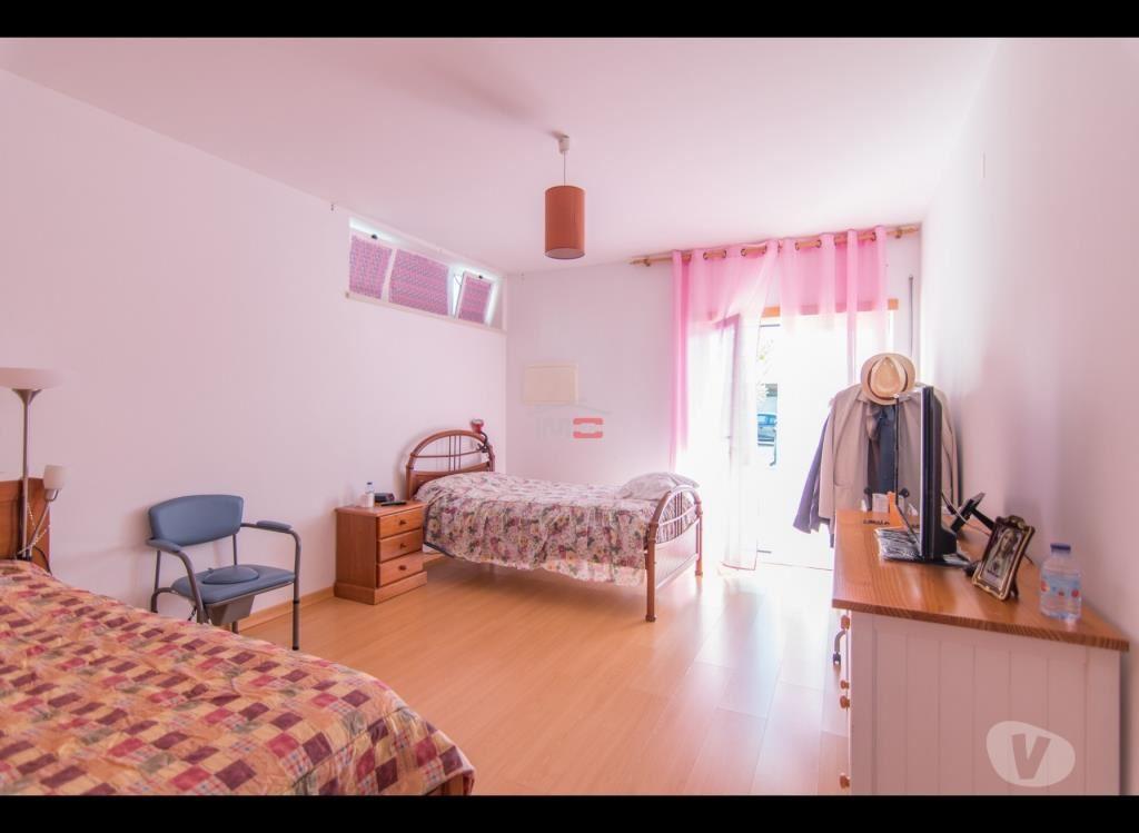 Apartamentos a venda Ourém - Fotos para Ourem-Moradia c projeto aprovado para lar (1-M-000054)