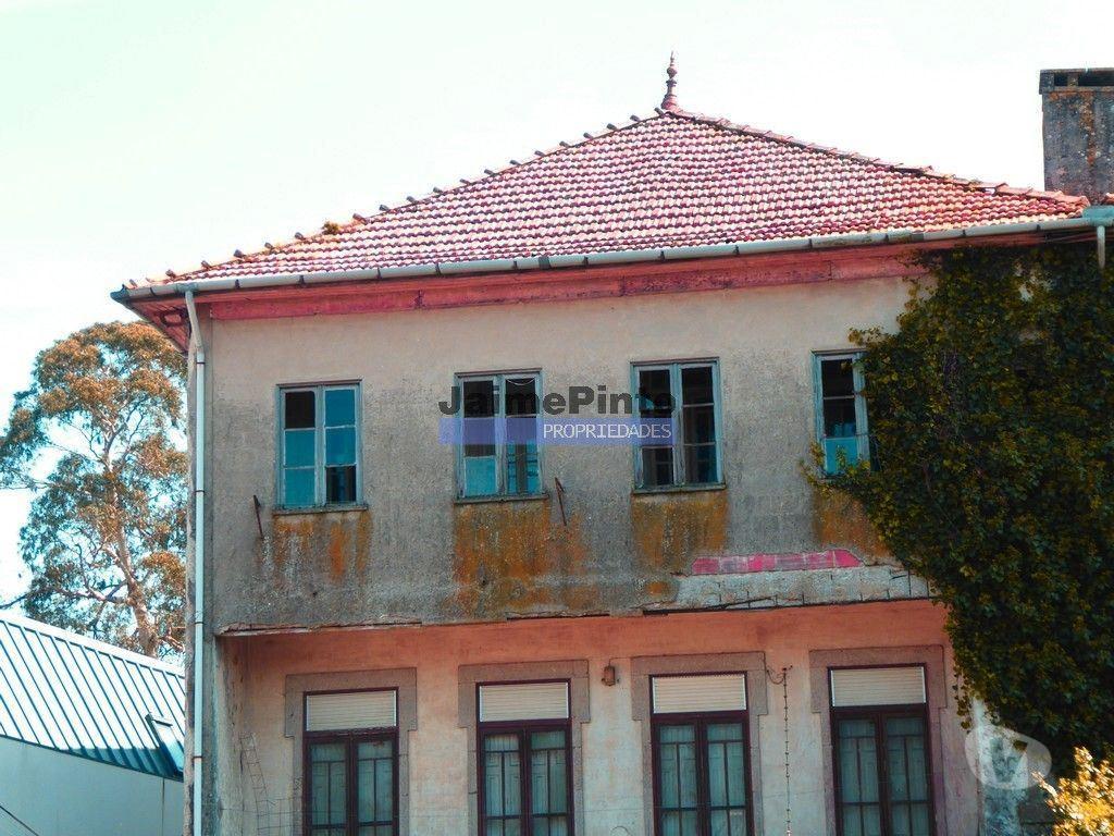 Comprar Loja Porto - Fotos para Ruínas e terreno para construção de 28 apartamentos....
