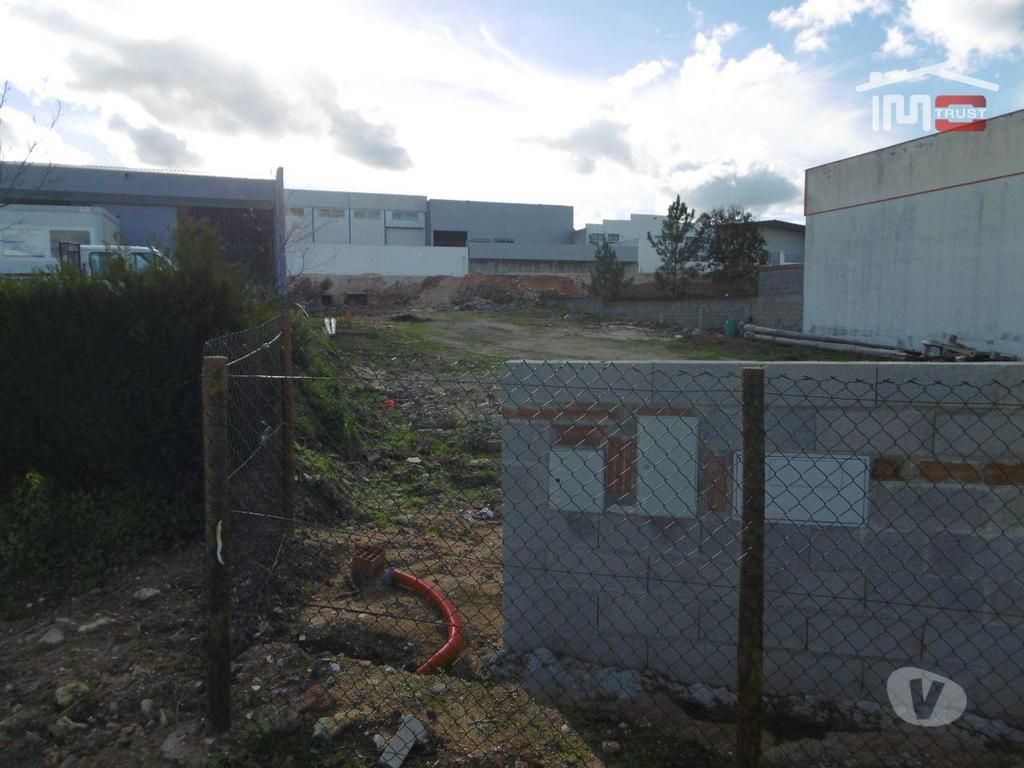 Terrenos Ourém - Fotos para Ourem-lote para construção de armazém (1-T-000294)