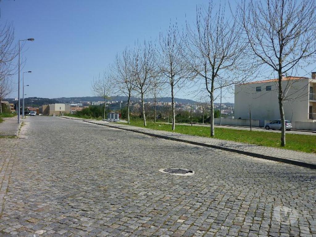Terrenos Braga - Fotos para LOTES DE TERRENO PARA CONSTRUÇÃO DE MORADIAS EM BANDA GAVETO