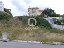 Terreno com viabilidade de construção em Santo António dos