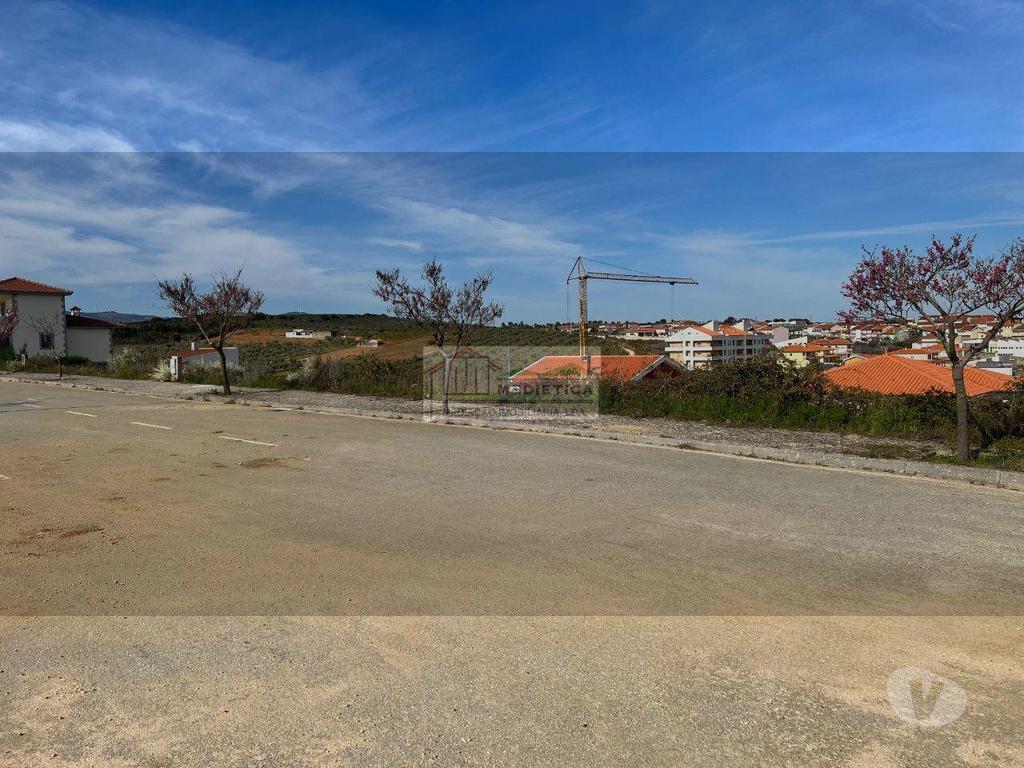 Terrenos Alfândega da Fé - Fotos para Loteamento Coutada - Fase B - A zona de expansão da Vila por