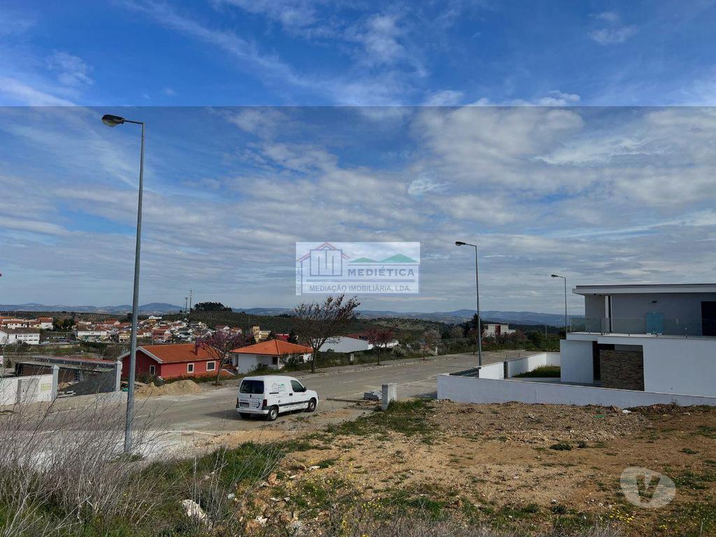 Terrenos Alfândega da Fé - Fotos para Loteamento Coutada - Fase B - A zona de expansão da Vila por