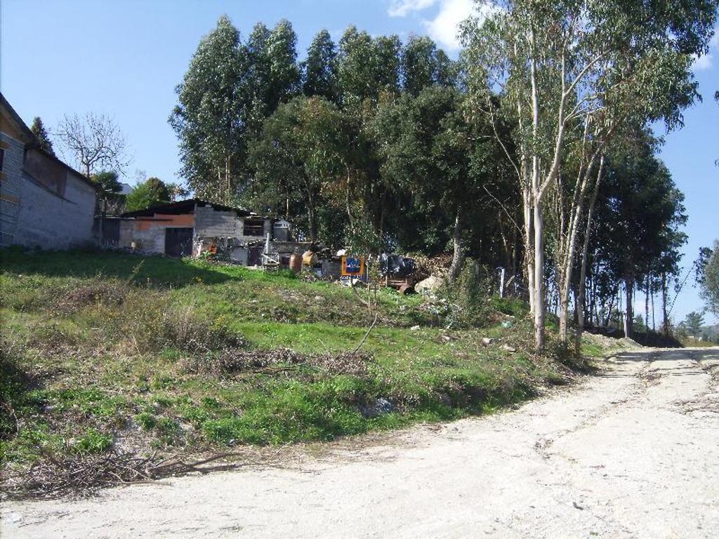 Terrenos Póvoa de Lanhoso - Fotos para Fantástico terreno no centro da vila, para construção área