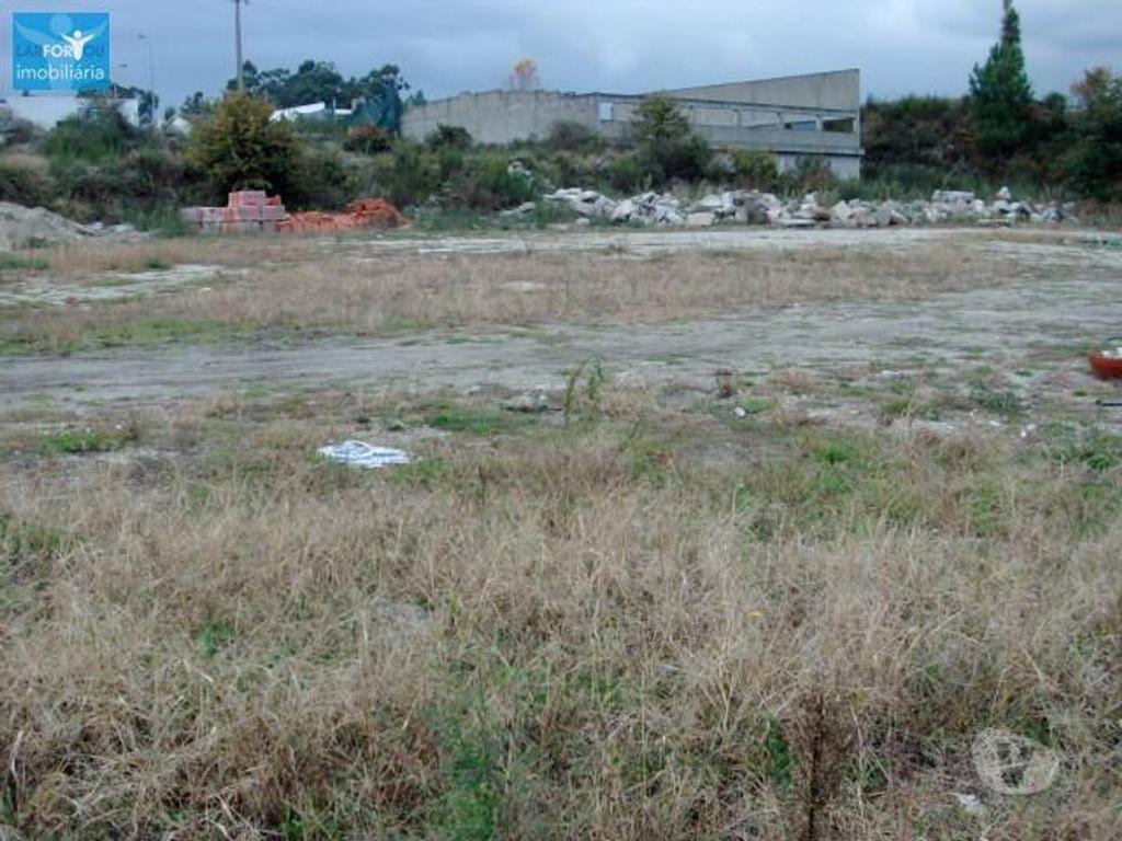 Terrenos Póvoa de Lanhoso - Fotos para Destinado a construção de pavilhões industriais, localizado na