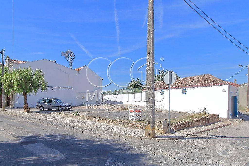 Terrenos Salvaterra de Magos - Fotos para Terreno urbano com 3 frentes para venda em Muge. (70500001)