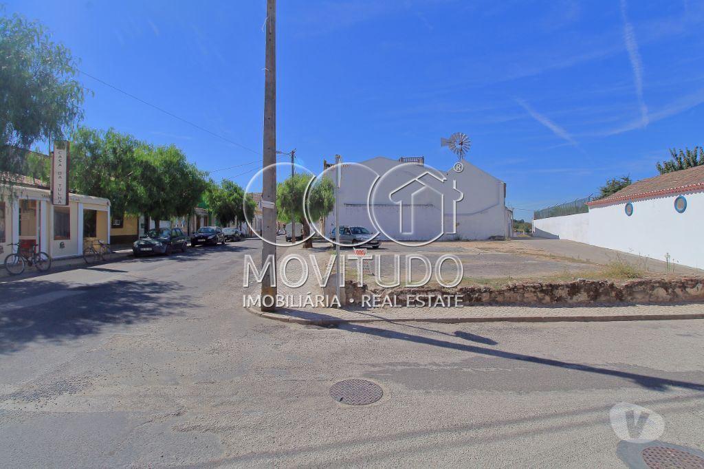 Terrenos Salvaterra de Magos - Fotos para Terreno urbano com 3 frentes para venda em Muge. (70500001)