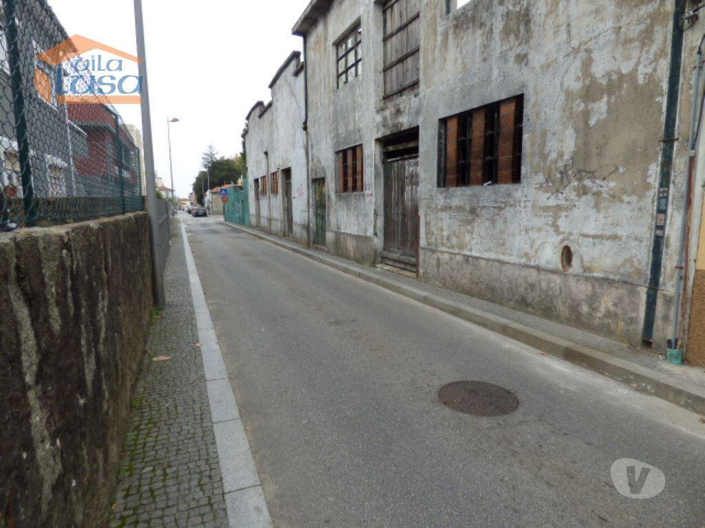 Comprar Loja Vila Nova de Gaia - Fotos para Centro de Valadares: Oportunidade Única para Reabilitação