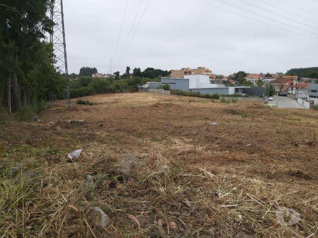 Terrenos Vila Nova de Gaia - Fotos para Vila-nova-de-gaia-TERRENO PARA CONSTRUÇÃO - SERZEDO (000336)