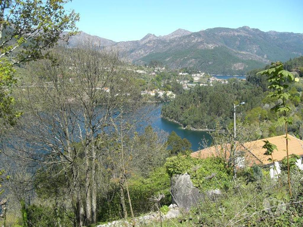 Terrenos Vieira do Minho - Fotos para Destinado a construção, com vistas para a barragem da Albuferira