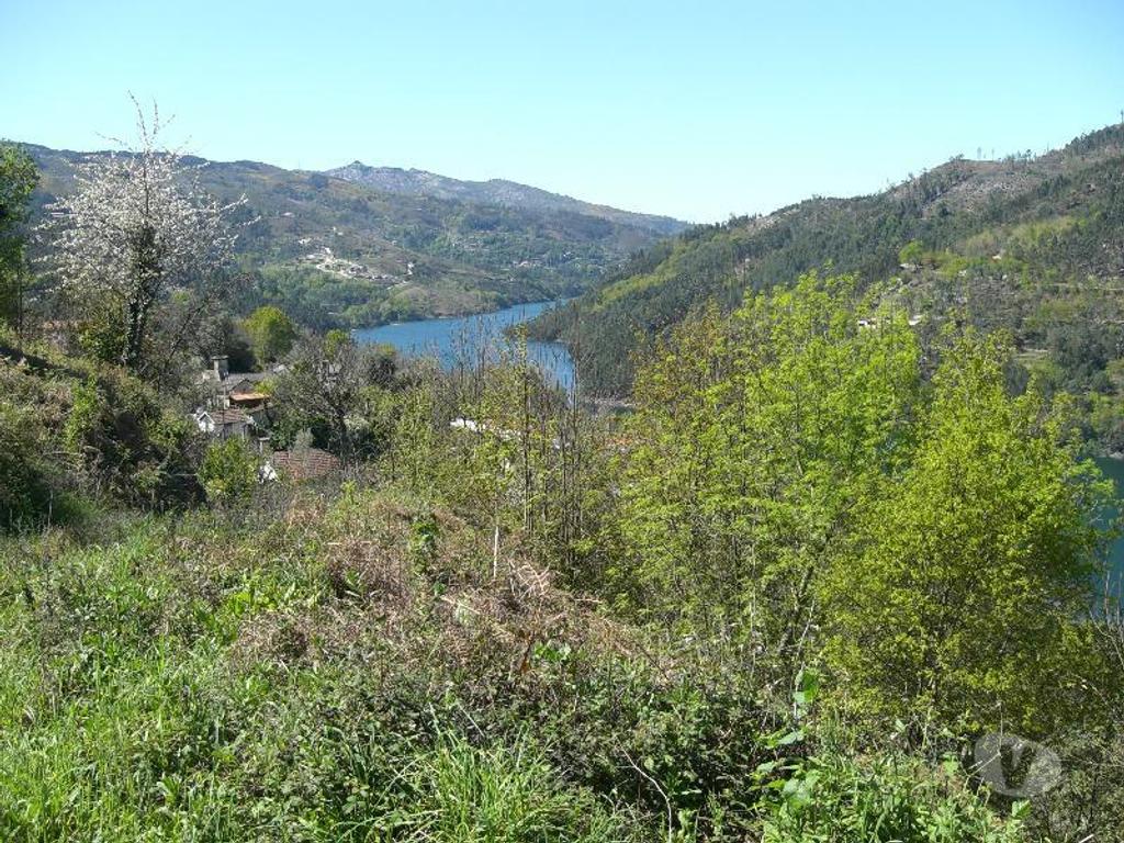 Terrenos Vieira do Minho - Fotos para Destinado a construção, com vistas para a barragem da Albuferira