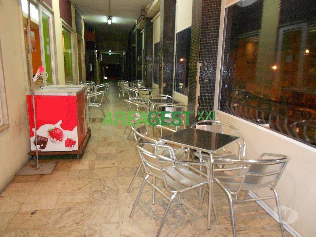 Comprar Loja Loures - Fotos para Loja para venda com rendimento, em Santa Iria da Azóia, Loures