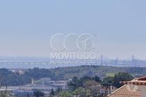 Lote para construção de moradia unifamiliar de 2 ou 3 pisos na