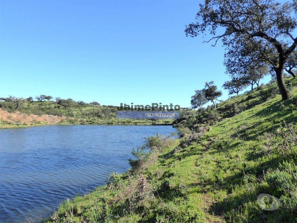 Terrenos Portel - Fotos para 360ha Herdade próx. lago do Alqueva e praia da Amieira.